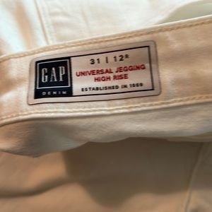 White jeans- NWT